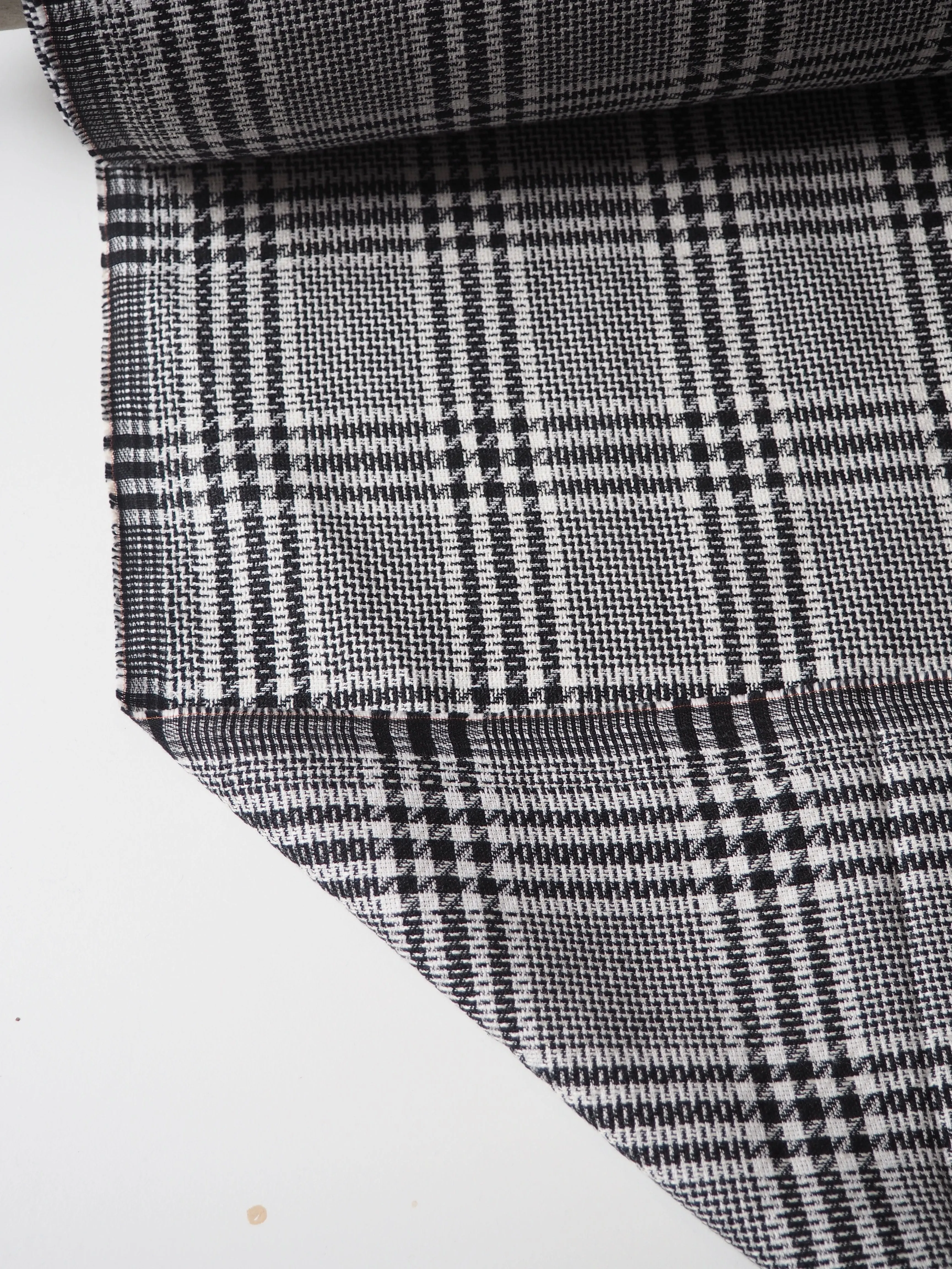 B W Check Linen/Cotton Jacquard