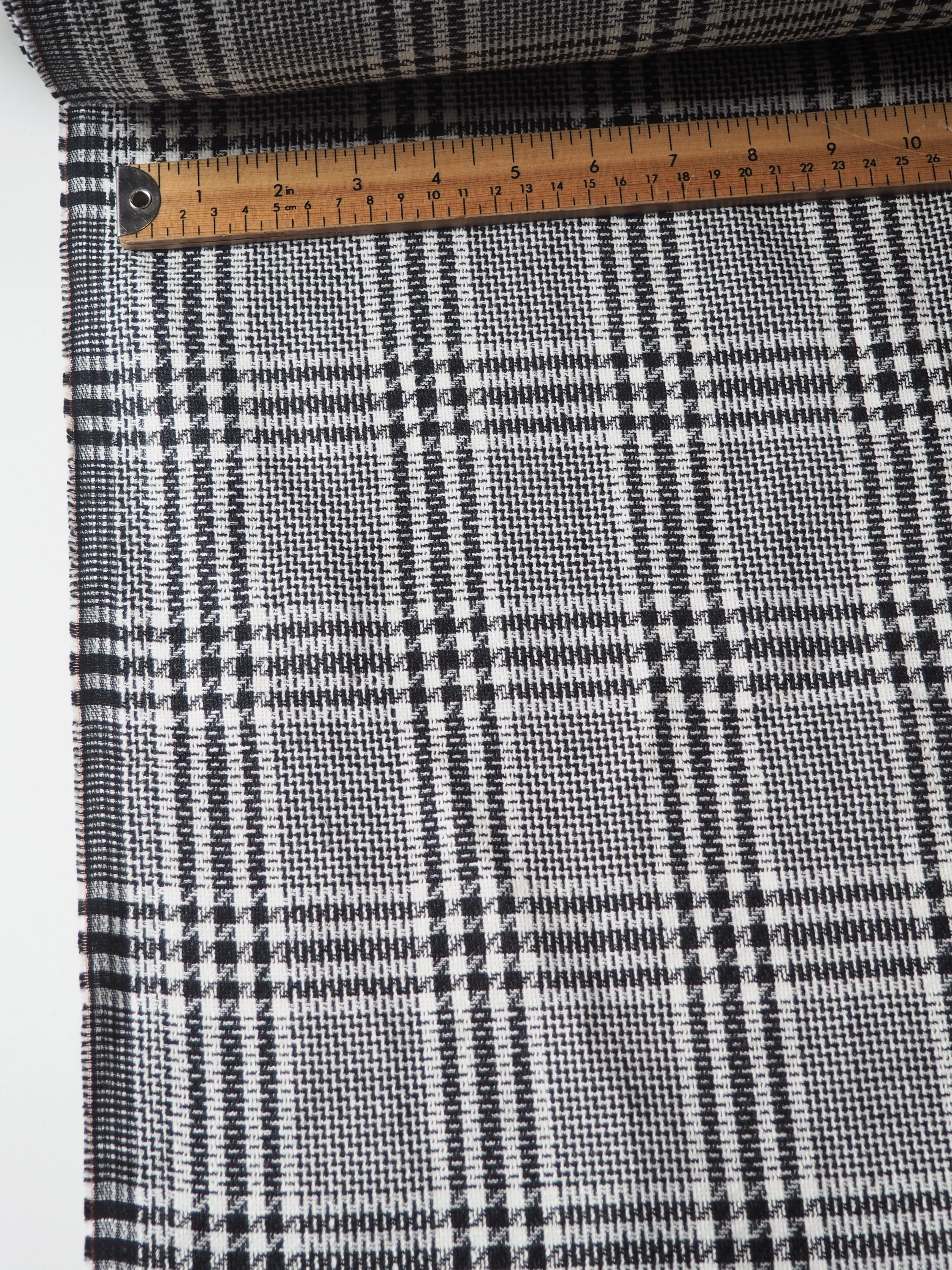 B W Check Linen/Cotton Jacquard