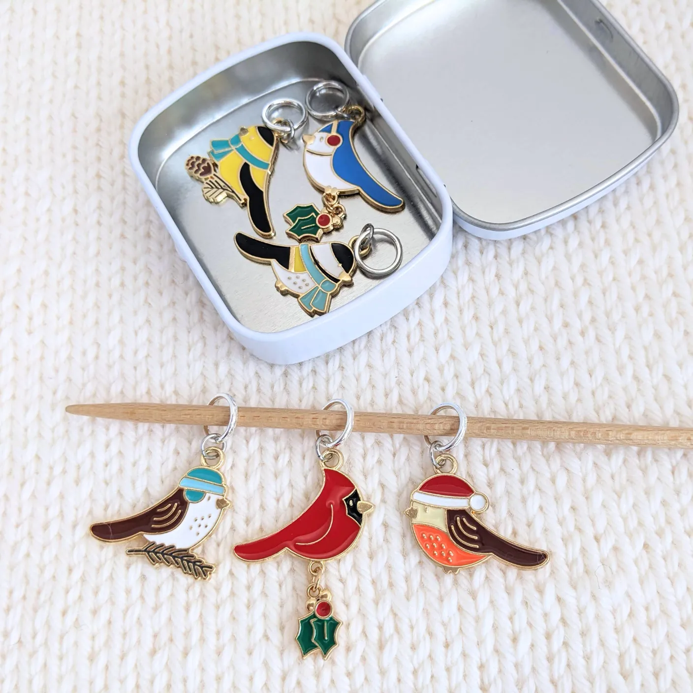 Christmas Bird Stitch Markers Set of 6 with Storage Tin - Ring Style for Knitting