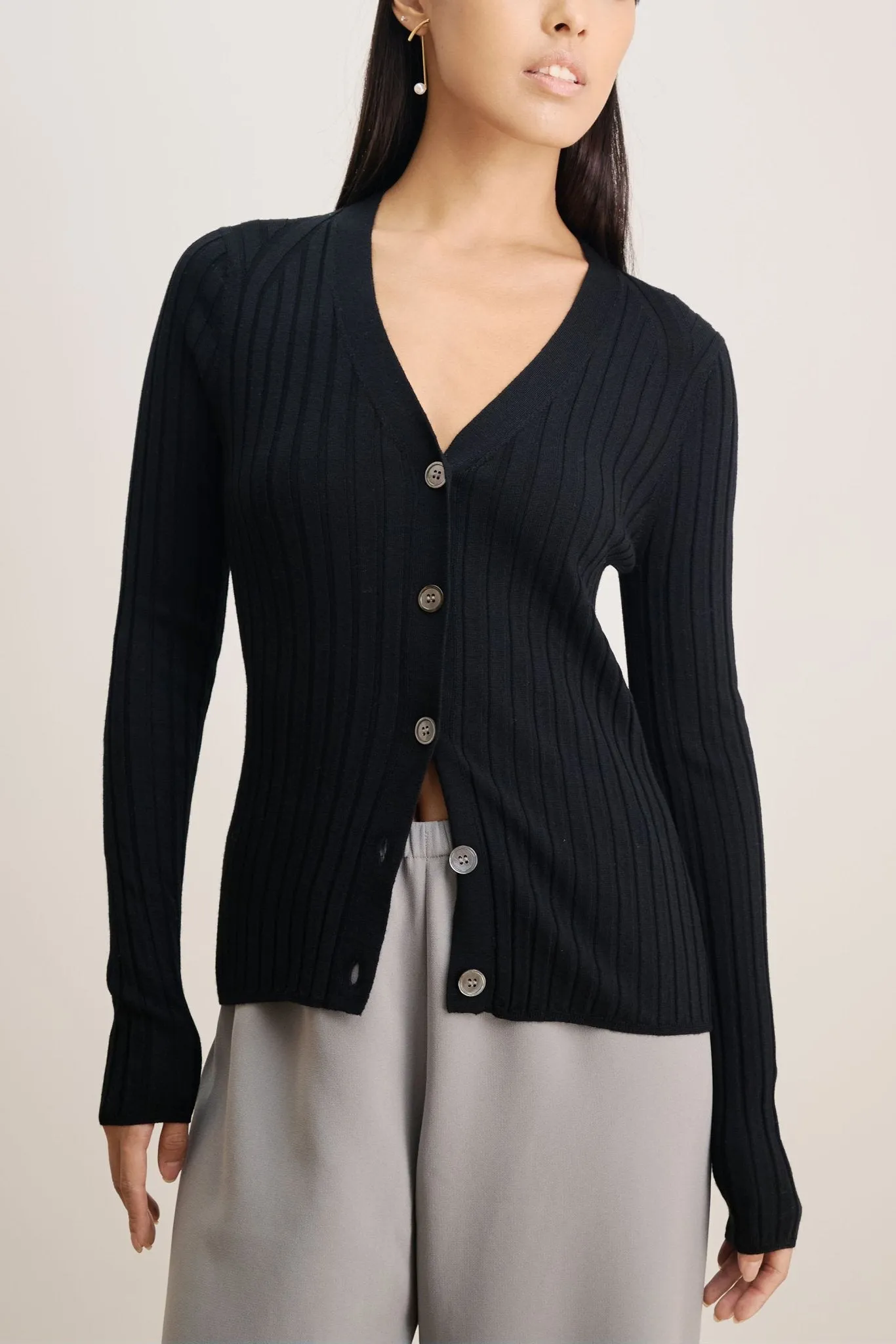 WENDY merino wool slim-fit cardigan (Black)