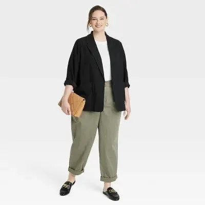 Women's Relaxed Fit Essential Blazer